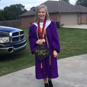 Meet your Posher, Savanna